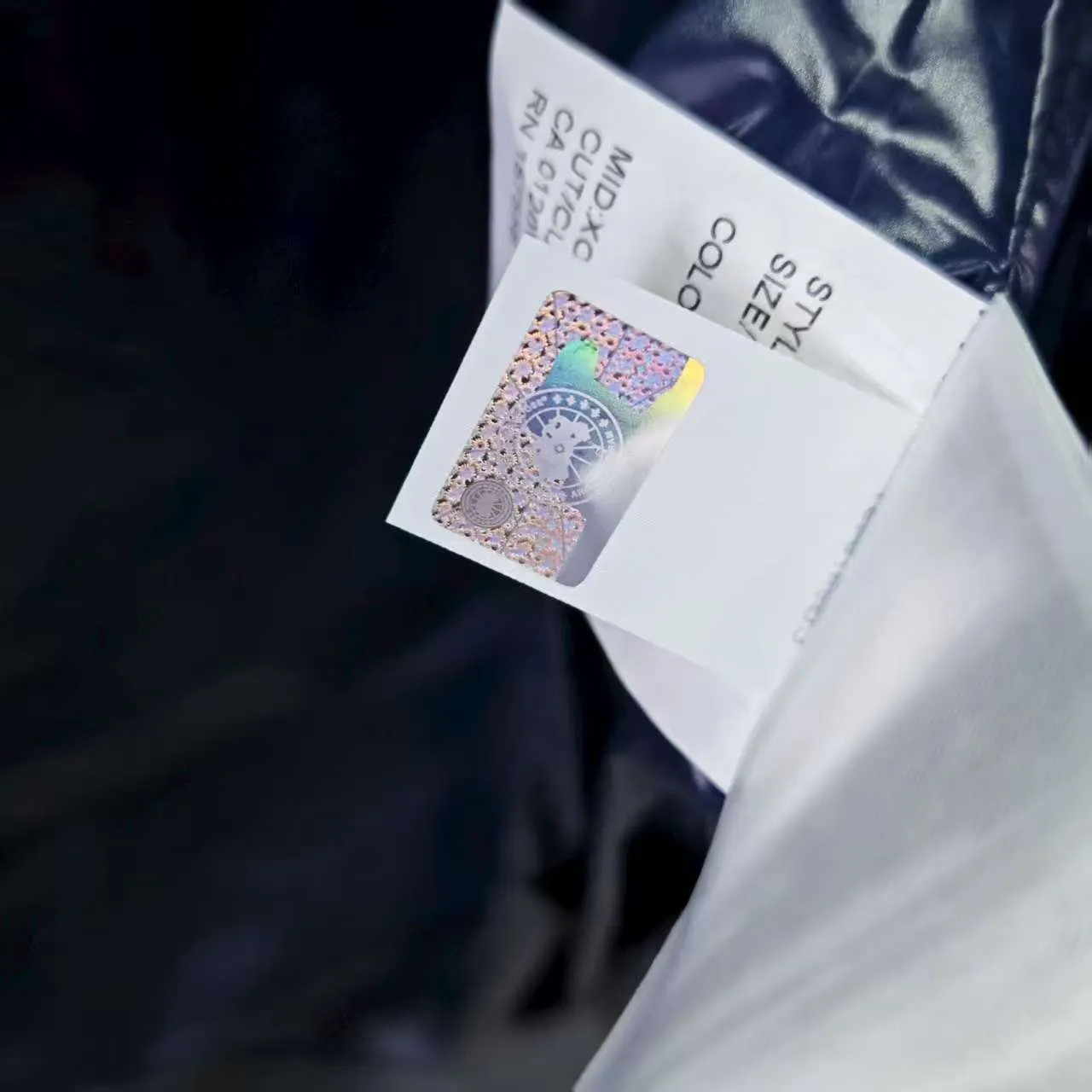 P840 𝑪𝒂𝒏𝒂𝒅𝒂 𝑮𝒐𝒐𝒔𝒆 Canada Goose 2227 Dark Blue Red Label Down Jacket Lightweight Canada Goose Crofton Series Crofton Series Ski Season Logo Solid Color Glossy Hooded Waterproof Windproof Ultra Light Down Jacket Men's Style: Dark Blue Red Label s-xxl